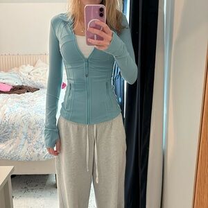 Lululemon define jacket size 0